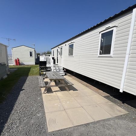 3 Bedroom Modern Caravan Sleeps Up To 8 Millom Exteriér fotografie