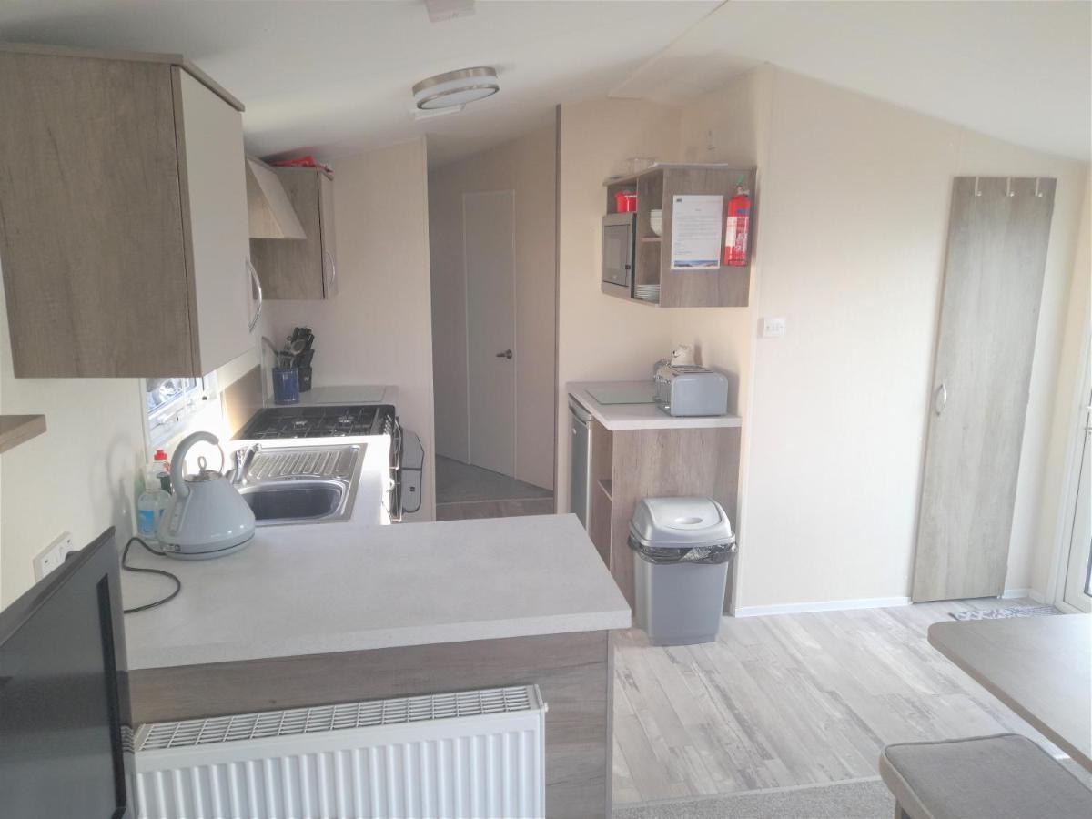 3 Bedroom Modern Caravan Sleeps Up To 8 Millom Exteriér fotografie